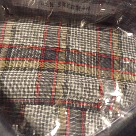 Ben Sherman dress shirt size M. NWT - Picture 2 of 3